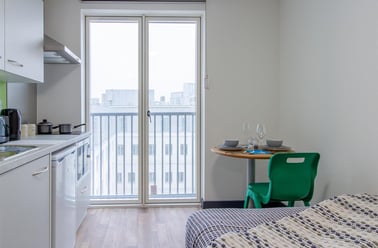 Raleigh Street, City Centre, Plymouth - Image 3